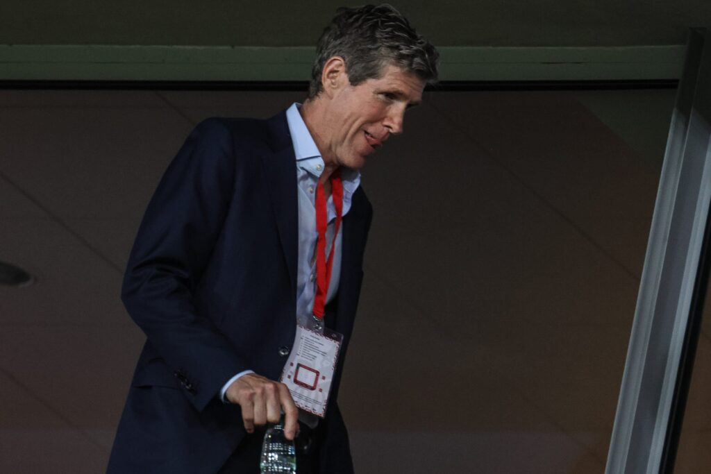 Przemysław Wiśniewski podczas meczu piłkarskiego
