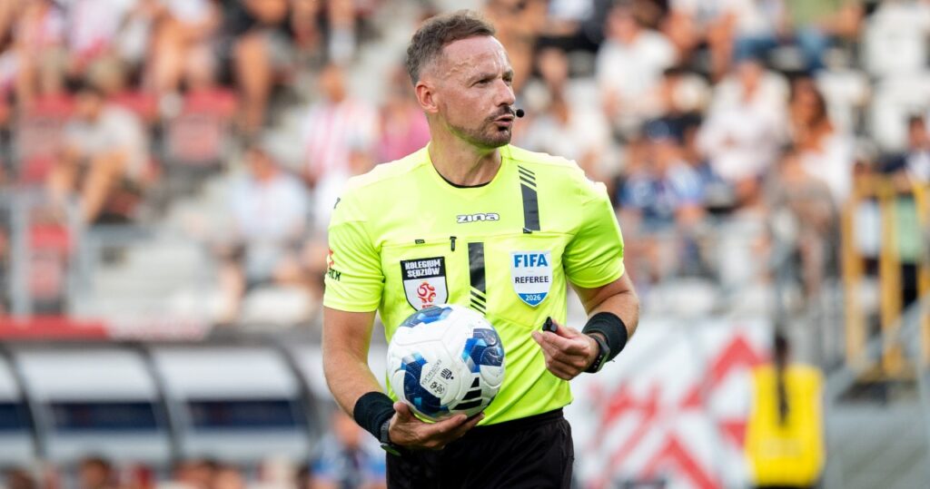 Paweł Raczkowski podczas meczu piłkarskiego