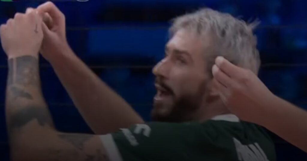 Siatkarz Tomasz Fornal podczas meczu reprezentacji Polski