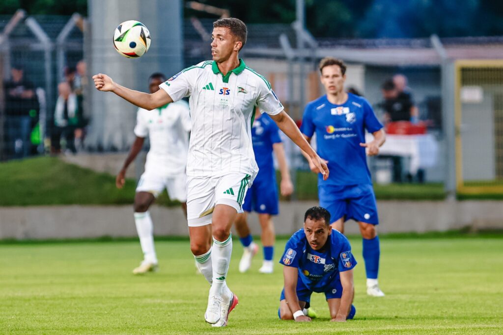 Mecz piłkarski MKS Kluczbork kontra Lechia Gdańsk