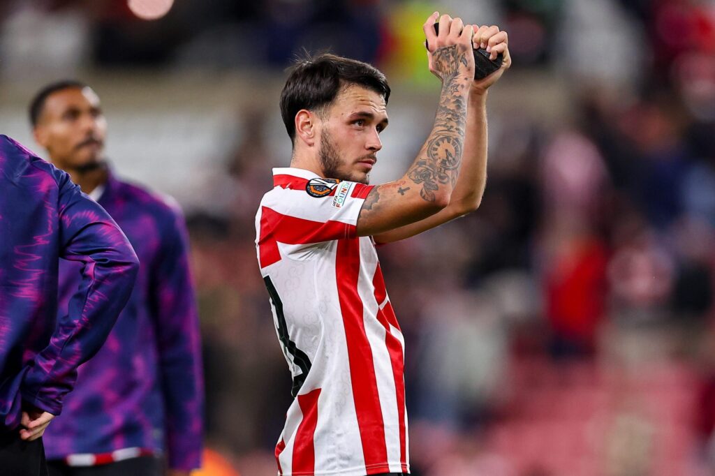 Enzo Le Fee w barwach Sunderlandu podczas meczu