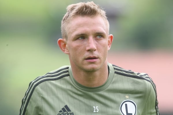 Jakub Rzeźniczak podczas wywiadu
