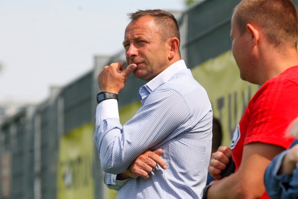 Tomasz Sokołowski podczas wywiadu o Legii Warszawa