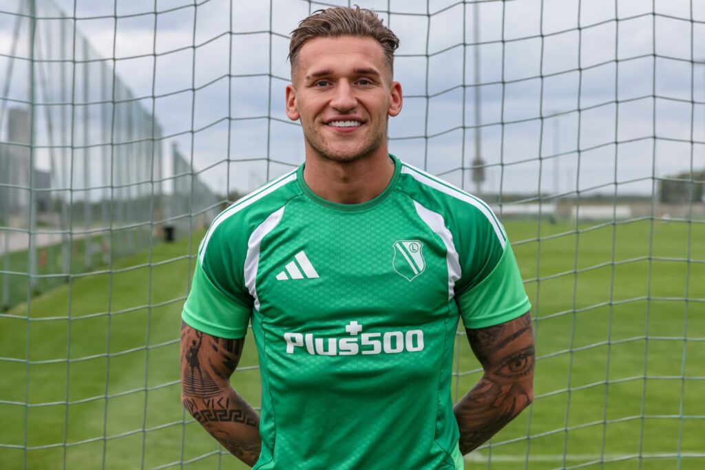 Bohdan Wjunnyk w barwach Legii Warszawa na treningu