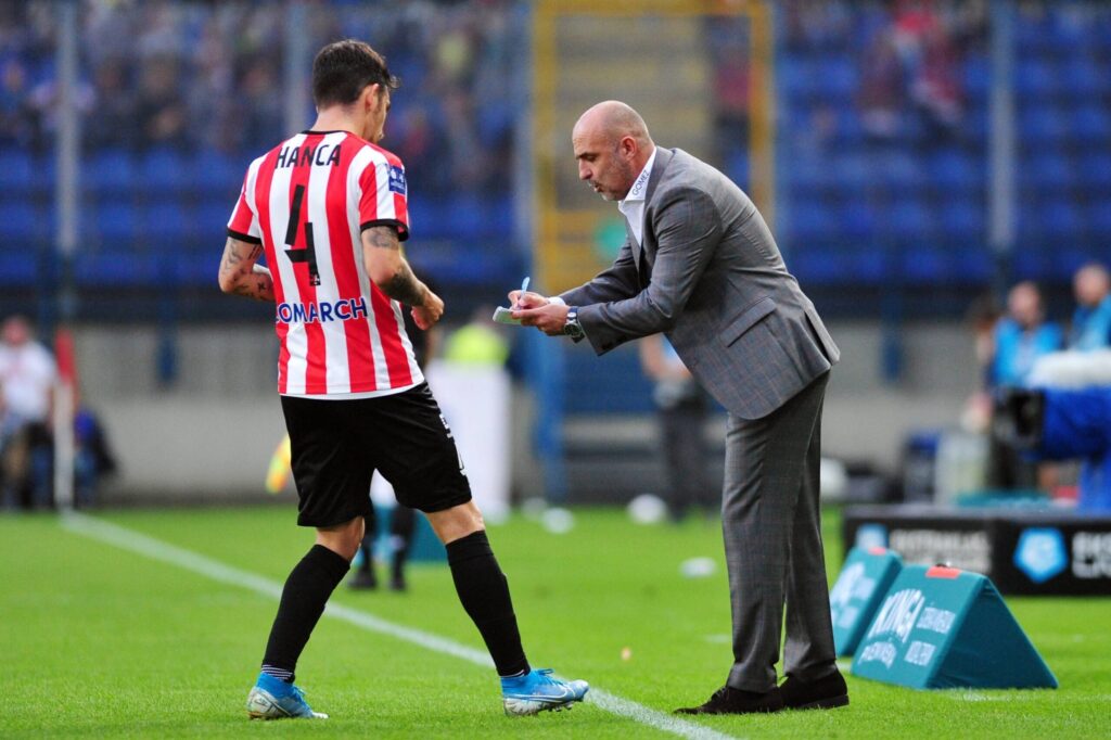 Sergiu Hanca w barwach Cracovii podczas meczu Ekstraklasy