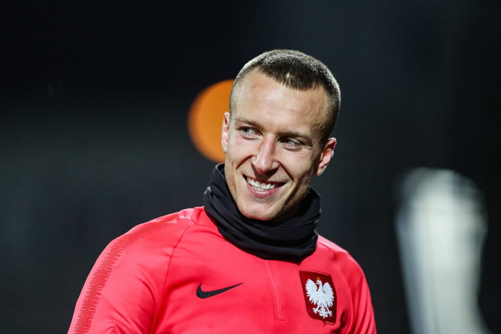 Jacek Góralski w koszulce Wisły Płock