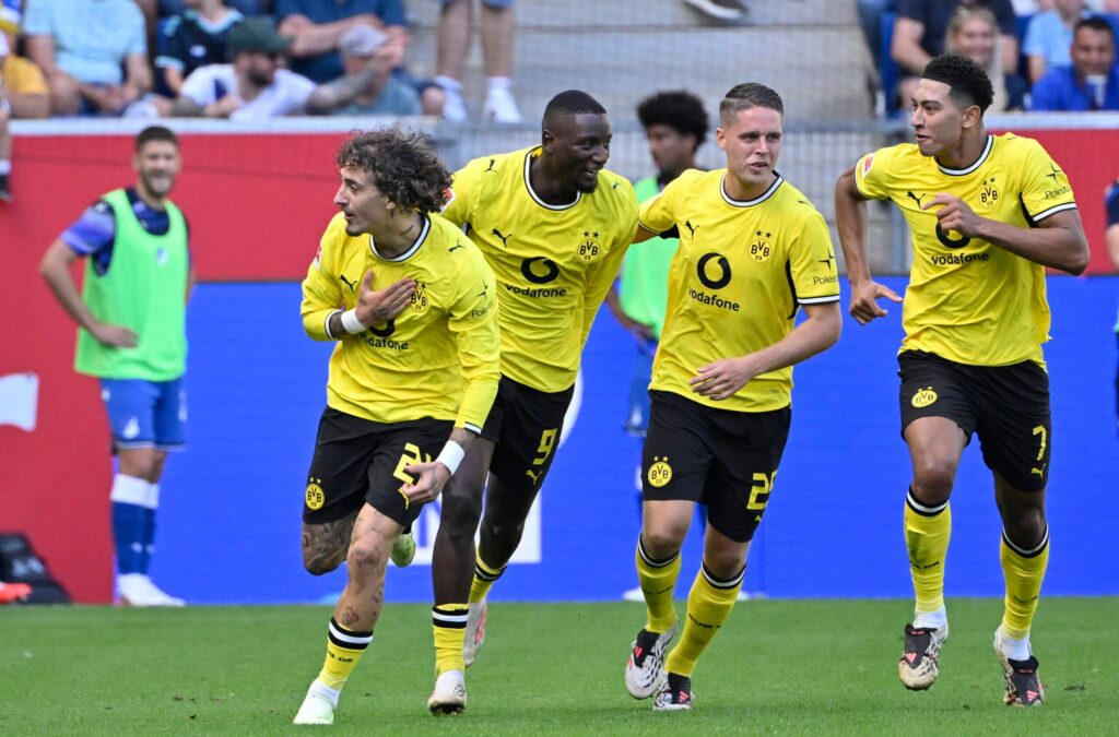 Piłkarze Borussii Dortmund i Villarreal podczas meczu Ligi Mistrzów