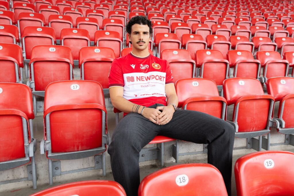 Dani Silva w barwach Widzewa Łódź podczas meczu piłkarskiego