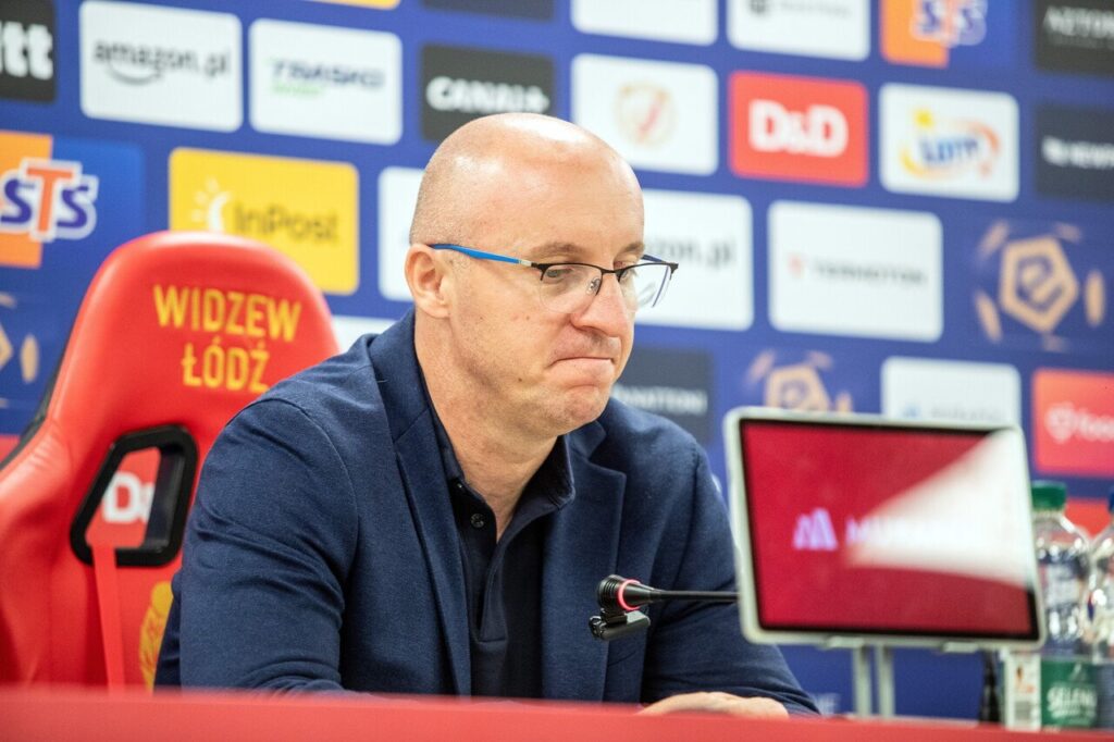 Piłkarze Widzewa Łódź w trakcie meczu Ekstraklasy