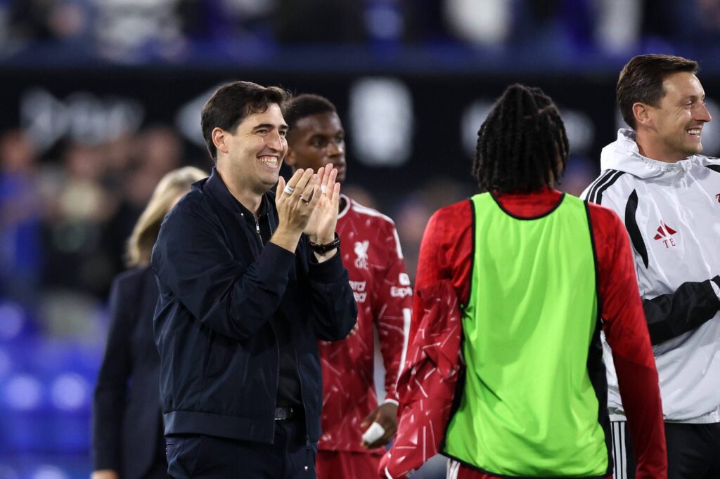 Piłkarze Liverpoolu świętują zwycięstwo w meczu Ligi Mistrzów przeciwko Atletico Madryt na Anfield