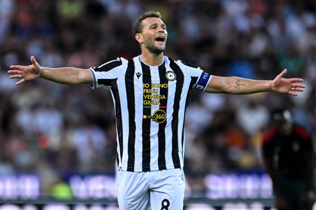 Piłkarze Lazio cieszący się z gola w meczu z Udinese