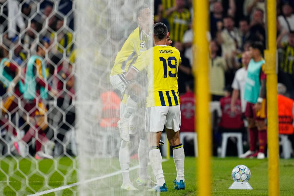 Mecz Fenerbahce kontra AS Roma w Lidze Mistrzów UEFA