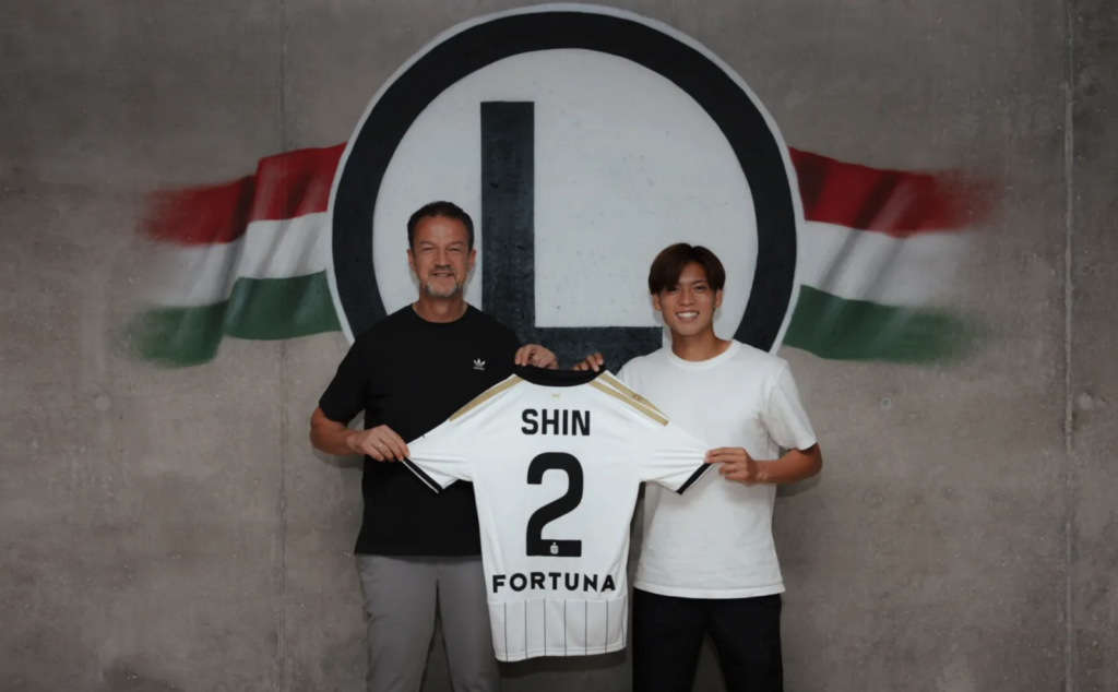 Shinnosuke Fukuda w barwach Legii Warszawa podczas treningu