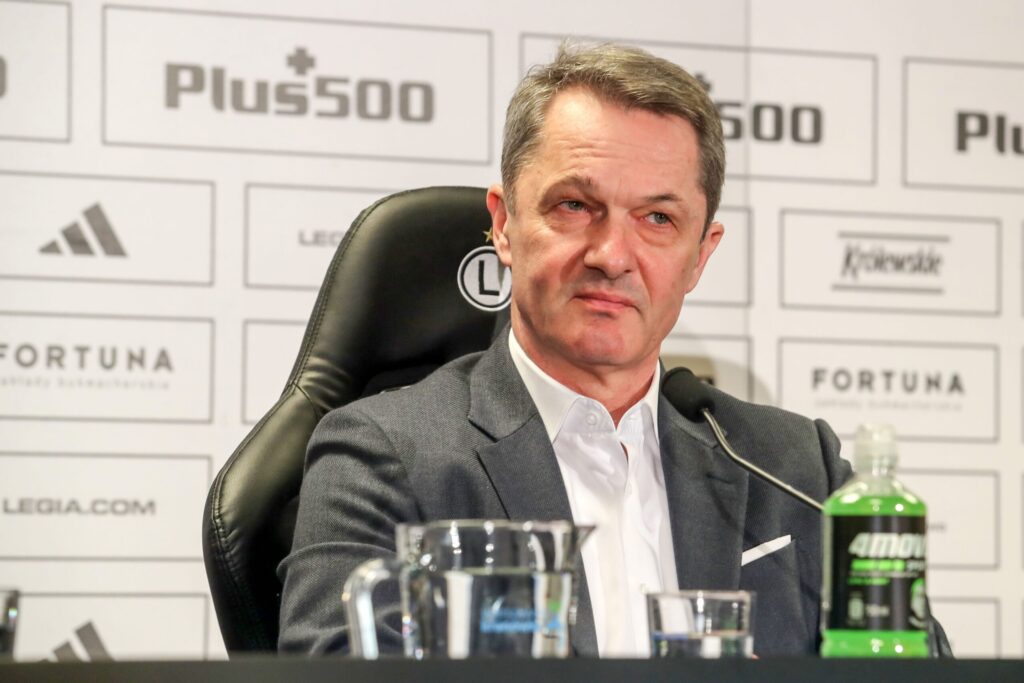 Jacek Zieliński podczas konferencji prasowej
