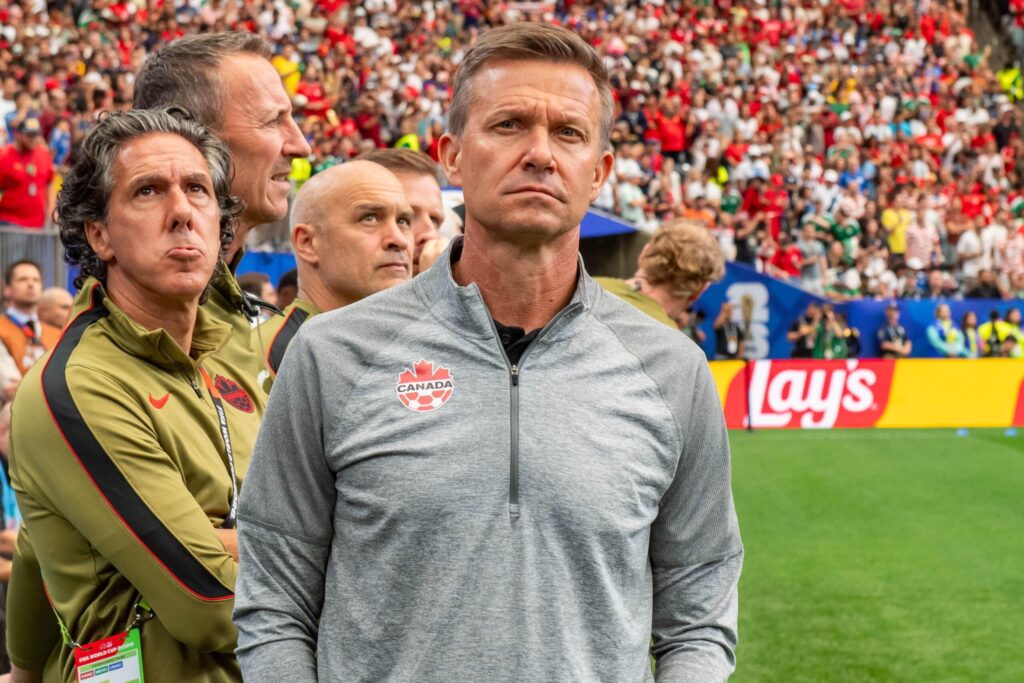 Jesse Marsch podczas konferencji prasowej reprezentacji Kanady